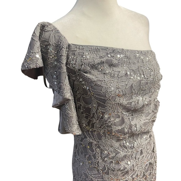 Hailey by Adrianna Papell One-Shoulder Lace Evening Gown Size 12 Grey Sequins - Picture 3 of 10